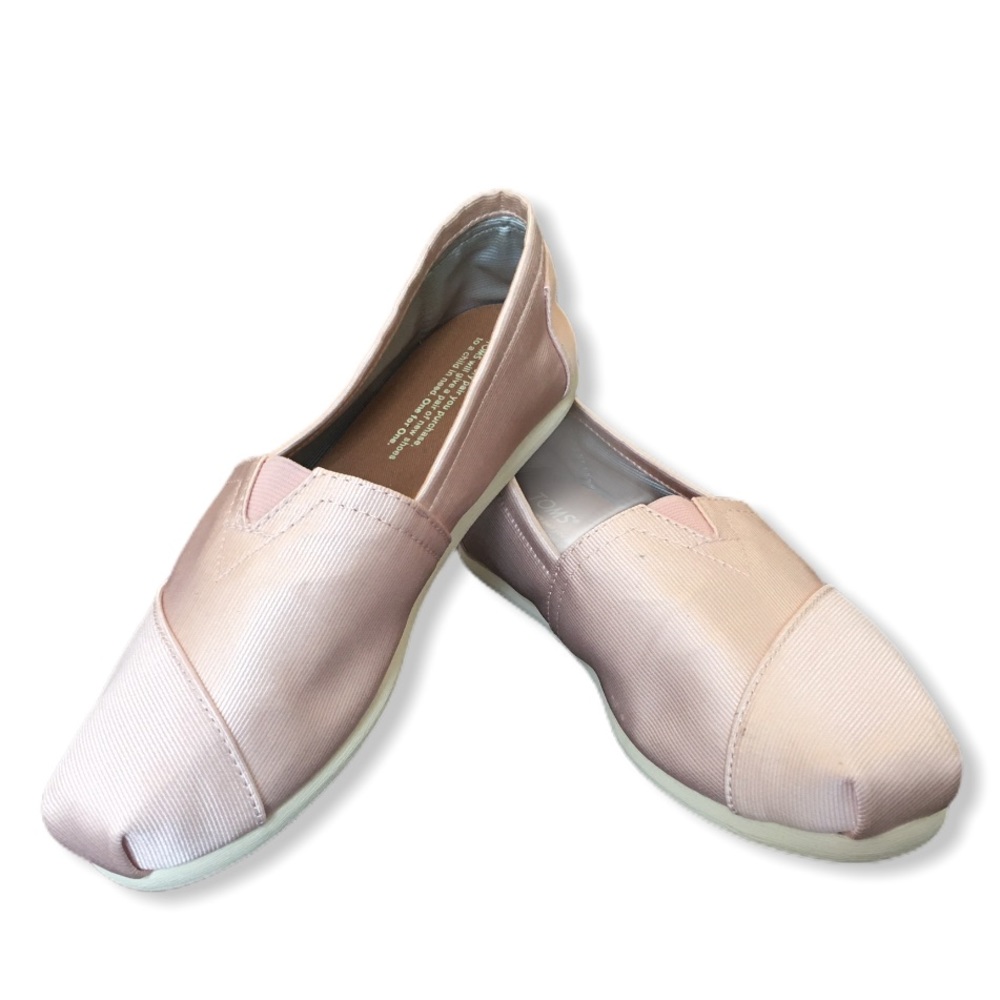 NWOT Toms satin pink classics